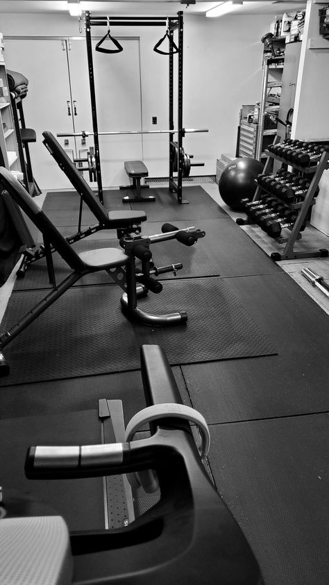 Exercise Gym Aesthetic, Gym Weight Room Aesthetic, Puregym Aesthetic, Single Garage Gym, Gym Aethstetic, Gym Room Aesthetic, Gym Asethic, Dark Gym Aesthetic, Home Calisthenics