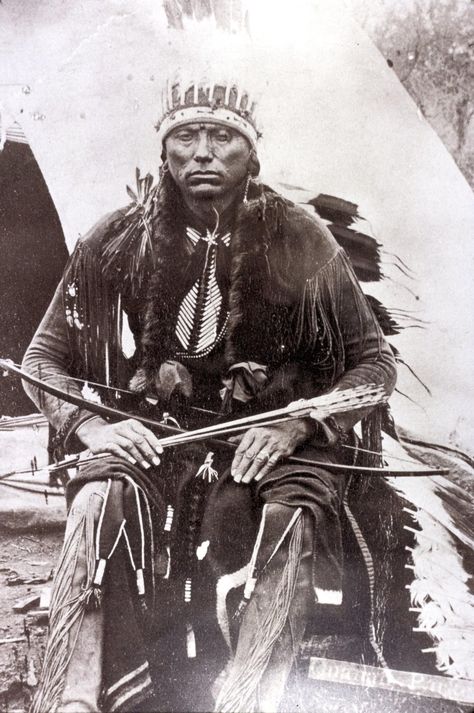 Comanche Warrior, Comanche Indians, Quanah Parker, Western Americana, American Quotes, American Indian History, Native American Images, Indian Pictures, Native American Symbols