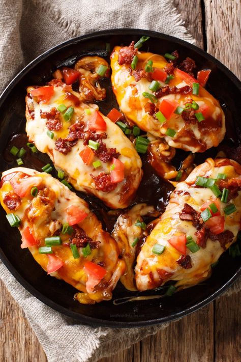 Low Calorie Monterey Chicken Chicken Monterey Recipe, Chili's Monterey Chicken Recipe, Chicken Monterey, Smothered Chicken Recipe, Chicken Air Fryer, Smothered Chicken Recipes, Monterey Chicken, Smothered Chicken, Juicy Chicken