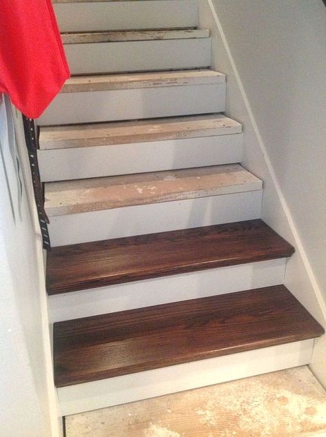 How to redo stairs for cheap - Give your outdated staircase a gorgeous new look! This is a cheater version (little scraping / little painting) that uses wood caps on top of your existing stairs. Stairs Makeover Design, Diy Stairs Makeover, Redo Stairs, Stairs Makeover Ideas, Stairs Renovation, Stair Makeover, Diy Staircase, Stairs Makeover, Diy Basement