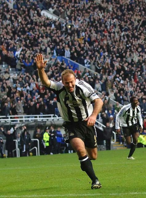 Happy Birthday Alan Shearer Newcastle United Wallpapers, Newcastle Football, Newcastle United Football, Alan Shearer, Black And White Football, United Wallpaper, Newcastle United Fc, Legends Football, Football Players Images