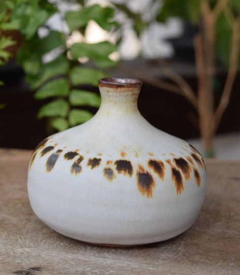 Iron Oxide Pottery, Oxide Wash Ceramics, Pottery Oxides, Iron Oxide Wash Pottery, Oxides On Ceramics, Oxide Wash Pottery, Iron Oxide Ceramics, Oxides Ceramics, Oxide Pottery