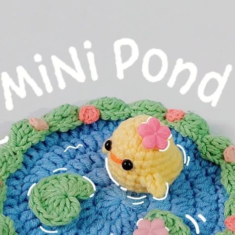 Ei Thel Mon on Instagram: "Crochet Mini Pond (Jewelry Dish) ☁️🎀 For this week's tutorial, I will be showing you how to make a jewelry dish in the shape and look of a Pond 🍃 I also added mini animals and lily pads to decorate it! You can also use them as coasters so why not try it now? Tutorial is uploaded in my youtube channel "ETM's Studio'' ♡ Also Feel free to sell the finished products by giving me full credits ♡ #crochet #crochetinspiration #crochetjewelrydish #crochetpond #crochetinspo Jewelry Dish Crochet Pattern, Lily Pad Crochet Pattern Free, Crochet Lilly Pad Free Pattern, Tutorial For Crochet, Crochet Lilly Pad, Crochet Animals Mini, Crochet Lilypad, Pet Crochet Patterns Free, Crochet Products To Sell