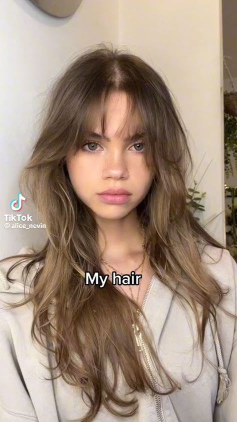 Susan Mary- #Mary #Susan Check more at https://howcandothis.com/hairstyleideas/susan-mary/ Long Wolf Cut, Brown Hair Looks, Hair Inspiration Long, Layered Haircuts For Medium Hair, Bangs With Medium Hair, Hair Inspiration Short, Hairstyles For Layered Hair, Wolf Cut, Hair Stylies