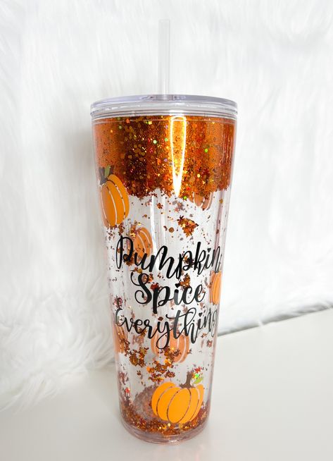 Fall Snowglobe Tumbler, Cricut Snowglobe, Fall Tumbler Cups, Snow Globe Tumbler Ideas, Christmas Snowglobe Tumbler, Starbucks Fall Cups, Cup Business, Cup Inspiration, Customized Cups