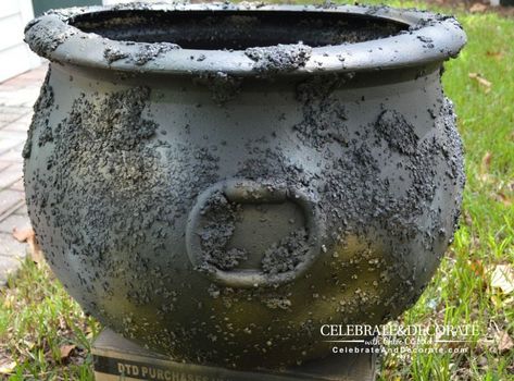 "I bought this giant-sized black plastic cauldron some years ago on sale." See her idea  for halloween (EEK!) Diy Halloween Apothecary Jars, Cheap Diy Halloween Decorations, Topiary Diy, Christmas Topiary, Dollar Store Halloween, Witch Diy, Witches Cauldron, Halloween Hats, Monster Mash