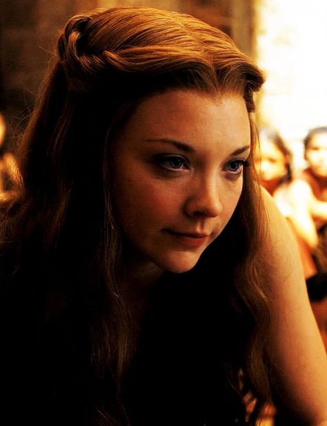 Margaery Tyrell Game of Thrones Margaery Tyrell #MargaeryTyrell #gameofthrones #whitewalkersnet #whitewalkers Game Of Thrones Margaery Tyrell, Game Of Thrones Margaery, Percy Jackson Fanfic, Margaery Tyrell, Got Characters, Rose Queen, White Walker, Hbo Game Of Thrones, Natalie Dormer