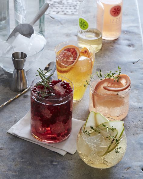 The BEST and easiest DIY Spritz Bar from www.whatsgabycooking.com (@whatsgabycookin and @izzeofficial!) #IZZEpartner Spritz Bar Ideas, Winter Spritz, Spritz Bar, Types Of Drinks, Whats Gaby Cooking, Beverage Photography, Beverage Bar, Drink Party, Scrumptious Food