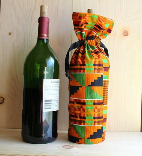 Cary Bradshaw, Souvenir Bags, Wine Gift Ideas, Bachelorette Bag, Coffee Package, African Shop, African Inspired Decor, African Gifts, African Theme