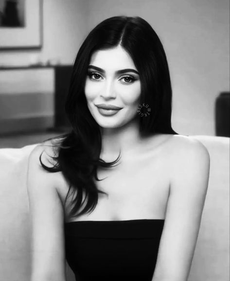 Mehgan James Bgc, Kylie Jenner Aesthetic Wallpaper, Kylie Jenner Kuwtk, Kylie Wallpaper, Kylie Jenner Boyfriend, Kylie Jenner Black, Kylie Jenner Fotos, Kylie Jenner Icons, Kylie Jenner Hair