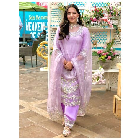 Lilac Punjabi Suit, Light Purple Punjabi Suit, Lavender Sharara With Dupatta, Jannat Zubair In Suit, Nimrat Khalon Boutique Suit, Patiala Dress, Punjabi Models, Patiala Suit Designs, Punjabi Suits Designer Boutique