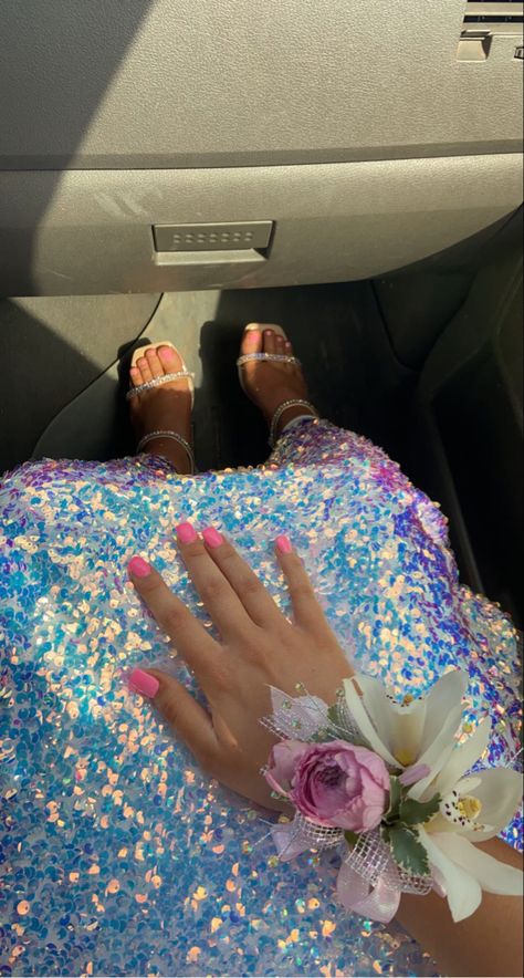 Nails To Match Iridescent Dress, Prom Flowers For Iridescent Dress, Iridescent Prom Dress Couple, Iridescent Corsage, Nails To Go With Iridescent Dress, Pink Prom Accessories, Iridescent Prom Nails, Corsage Hoco, Hoco Corsage