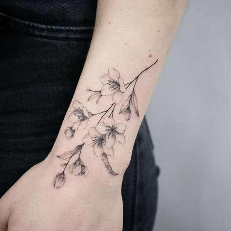 White Cherry Blossom Tattoo, Cherry Blossom Tattoo Black, Small Cherry Blossom Tattoo, Tattoo Black And White, Sakura Tattoo, Tattoo Uk, White Cherry Blossom, Blossom Tattoo, Cherry Blossom Tattoo