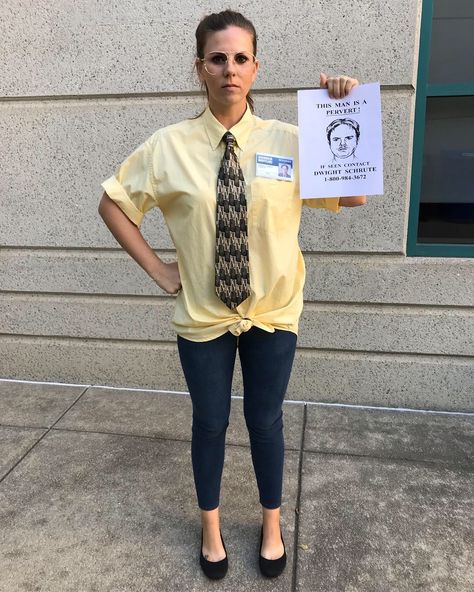 Dwight Schrute Outfit, Diy Dwight Schrute Costume, Dwight Costume Girl, Dwight Schrute Costume Women, Halloween Costumes The Office, Dwight Shrute Costume, Dwight Halloween Costume, The Office Costume Ideas, Dwight Costume