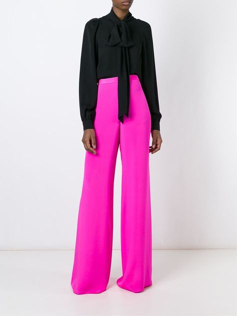 Pink Pants Outfit Work, Pink Trousers Outfit, Pink Wide Leg Trousers, Wide Leg Trousers Outfit, Pink Pants Outfit, Wide Leg Outfit, Hot Pink Pants, Wide Leg Pants Outfit, Trouser Outfit