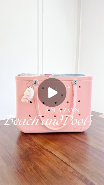 Arin Jura | Amazon Finds + Organization + DIY & Decor on Instagram: "Here is my beach bag - all packed in ONE BAG for a family of 6.  It is full but it is there and we will be ready for the beach and pool all summer. ☀️

I am all about making things great for mom and the kids - in this case that means me not carrying 10 bags to and from the beach and pool.  Here are my favorites that are perfect for spring break 

Comment BEACH for the links to these best sellers or head to my Amazon storefront and find them linked under ‘Beach and Pool’ (link in bio).

Or you can go here:  https://amzlink.to/az0jKjqYc3ZdF
.
.
.
.
.
#amazonfinds #amazonfinds2024 #founditonamazon #amazonmusthaves #amazonfavorites #beach #beachandpool #momhack #momhacks #beachfinds #poolfinds #amazonbeachfinds #packmybag #pa What To Put In A Beach Bag, Bog Bag Ideas, Best Beach Bag, Mom Essentials, Finds On Amazon, Travel Kids, Amazon Items, Beach Packing, Family Of 6