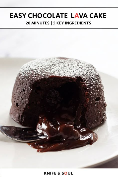 Lava Cake Recipe Easy, Lava Cake Recipe, Chocolate Lava Cake Recipe, Molten Cake, Chocolate Fondant Cake, Lava Cake Recipes, Fondant Recipe, Molten Lava Cakes, Molten Chocolate