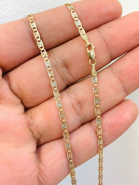 Guadalupe Necklace, Big Diamond Engagement Rings, Real Gold Chains, Gold Bridal Jewellery Sets, Solid Gold Chains, Classy Jewelry, Gold Necklace Designs, Lots Of Love, Gold Chain Necklace