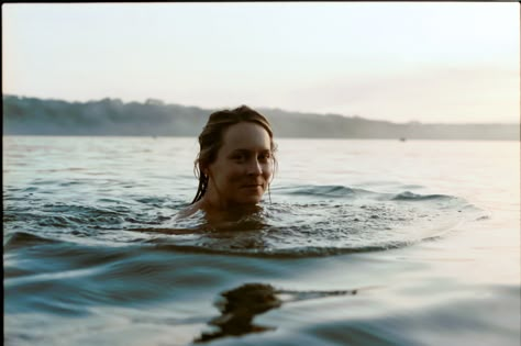 Swimming Is My Therapy, Swimming Photoshoot, Lucy Laucht, Cold Swimming, Sauna Project, Cold Water Swimming, Cold Water Therapy, Winter Swimming, Swimming Photography