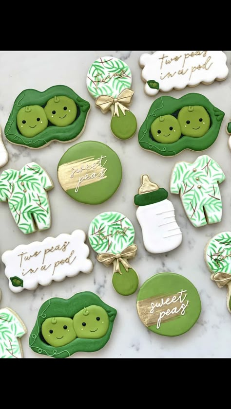 Twin Cookies Decorated, Twin Reveal Ideas, Twins Baby Shower Theme, Twin Girl Baby Shower Ideas Theme, Twin Boy Baby Shower Ideas, 2 Peas In A Pod Birthday Party, Sweet Pea Baby Shower Ideas, Baby Shower Ideas For Twins, Baby Shower Themes Twins