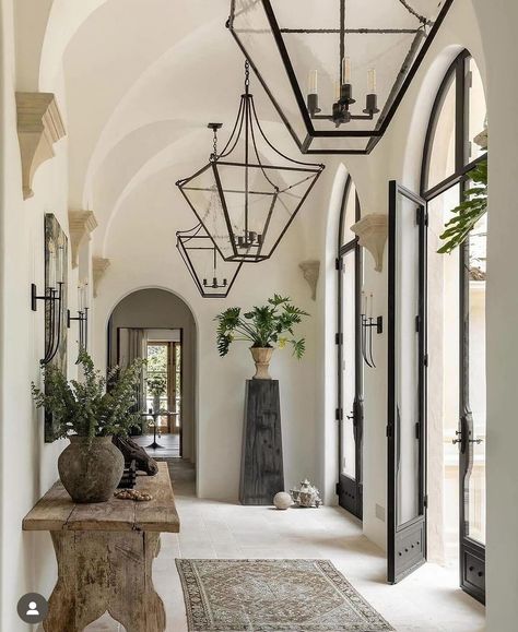 Nails Timeless, Mediterranean Interior, Spanish Villa, Kusadasi, Spanish Style Home, Spanish Style Homes, Luxe Interiors, Mediterranean Home, Spanish House