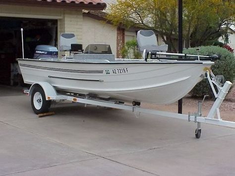 Aluminum Boat Ideas, Boat Makeover, Aluminum Bass Boats, Boat Modifications, Aluminium Boats, Boat Upgrades, Aluminum Boats, John Boats, Boat Carpet