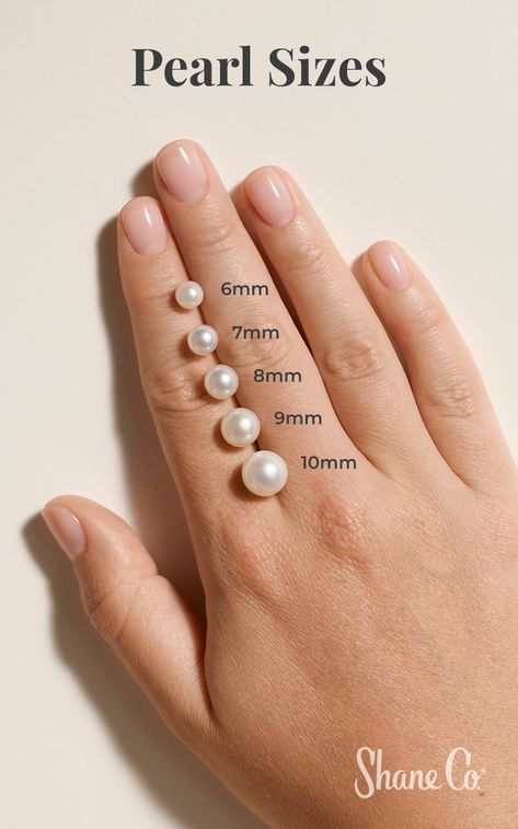 Your guide to pearl sizes. Explore all pearl jewelry today! Pearl Jewelry Ideas, Pearl Size Chart, Types Of Pearls, Unique Pearl Jewelry, Jewelry Marketing, Jewelry Knowledge, Pearl Jewelry Design, Motifs Perler, Pearl Jewels