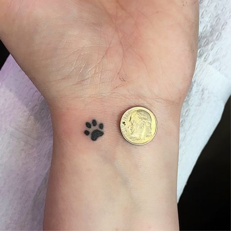 Micro Paw Print Tattoo, Paw Print Tattoo On Finger, Minimal Paw Tattoo, Small Labrador Tattoo, Mini Paw Print Tattoo, Small Paw Print Tattoo, Milo Tattoo, Women's Back Tattoos, Moutain Tattoos