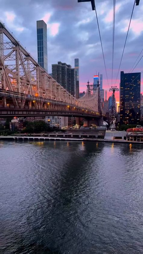 New York Feature | 🚡 For only $2.90, The Roosevelt Island Tramway is an aerial tram in New York City that connects Roosevelt Island to Manhattan with amazing … | Instagram Staten Island History, Roosevelt Tram Nyc, Roosevelt Island Tramway, Roosevelt Island, Staten Island Ferry, Long Island New York, Manhattan, York City, New York City