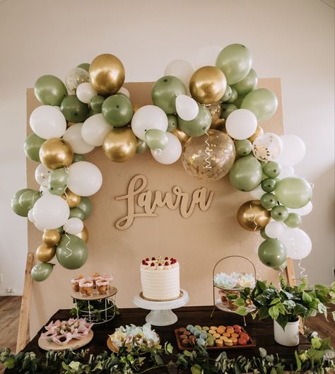 Plant Themed Bridal Shower Ideas, Sage Green Dessert Table, Champagne Dessert Table, 21st Birthday Party Decor, Gold Dessert Table, Birthday Cake Table, Confirmation Ideas, 35 Birthday, Sweets Table Wedding