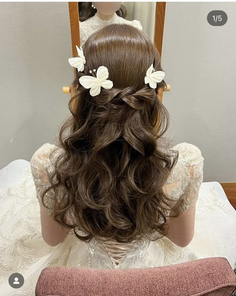 Korean Hairstyle Wedding Bridal Hair, Princess Hairstyles Wedding, Hair Wedding Styles Guest, Prom Hairstyles Asian, Korean Bride Hairstyle, Korean Princess Hairstyle, Graduation Hairstyles Medium Hair, Enchanted Hairstyles, Korean Wedding Hairstyles