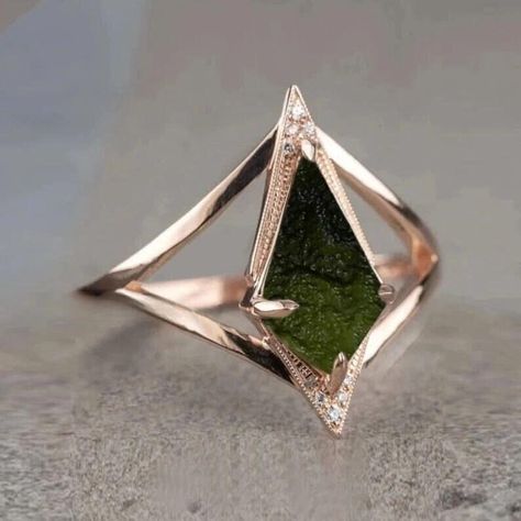 Moldavite Ring, Meteorite Ring, Designer Handmade Jewellery, Jewelry Lookbook, Dream Jewelry, Schmuck Design, Pretty Jewellery, 925 Sterling Silver Jewelry, Cute Jewelry