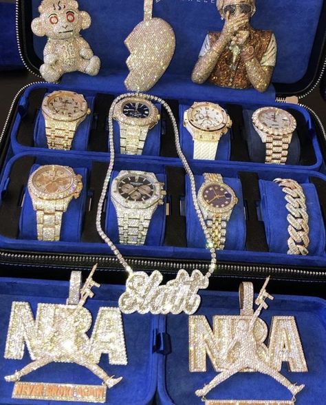 Nba Youngboy Jewelry, Nba Youngboy Chain, Chains Rapper, Rapper Chains, Iced Out Chains, Iced Out Jewelry, Diamond Grillz, Nba Baby, Gold Diamond Watches