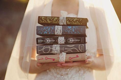 Alternative To Flowers For Bridesmaids, Book Bouquet Wedding, Bouquet Alternatives, Flower Alternatives Bridesmaids, Unusual Bridesmaid Bouquets, Bridesmaid Book Bouquet, Bridesmaids Carrying Books, Bridesmaid Carrying Books, Alternative Bouquet Ideas