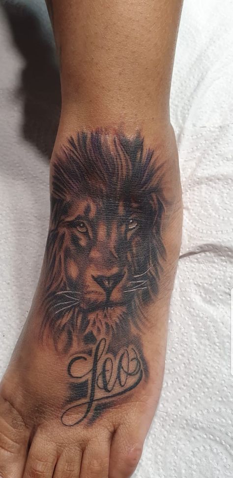 Leo Tattoo For Women Leg, Leo Lion Tattoos For Women, Leo Tattoo For Women, Leo Lion Tattoos, Cute Foot Tattoos, Leo Tattoo, Body Tattoo Design, Foot Tattoos For Women, Leo Tattoos