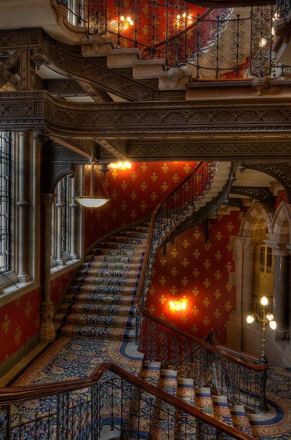 Gorgeous staircase St Pancras Hotel, Haunted Hotel, Steampunk Decor, St Pancras, Take The Stairs, London Hotels, Stairway To Heaven, Grand Staircase, 판타지 아트