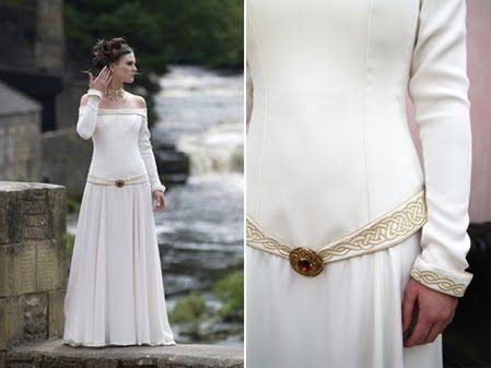 Celtic dress hubby is currently in love with. A closer look shows celtic knotting detail on all the trim and a lace up back. Celtic Wedding Dresses, Celtic Wedding Dress, Vows Ideas, Celtic Dress, Medieval Games, Fair Outfit, Celtic Engagement Rings, Sca Garb, Fair Outfits