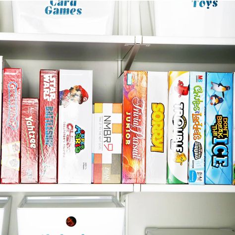 These brilliant storage ideas for board games will help you organize your board games, playing cards, and puzzles in a way that is both practical and beautiful. You'll finally be able to tame the board game chaos! Playing Card Storage Ideas, Organize Puzzles, Craft Organization Ideas, Playing Card Storage, Ideas For Crafts, Battleship Game, Jennifer Maker, Board Game Box, Board Game Storage