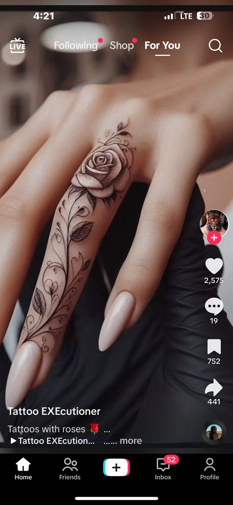 Rose Tattoos Hand For Women, Womens Finger Tattoos Ideas, Beautiful Finger Tattoos, Full Finger Tattoos For Women, Boho Hand Tattoos For Women, Healer Tattoo Ideas, Fine Hand Tattoos, Butterfly Tattoo Thumb, Finger And Hand Tattoos For Women