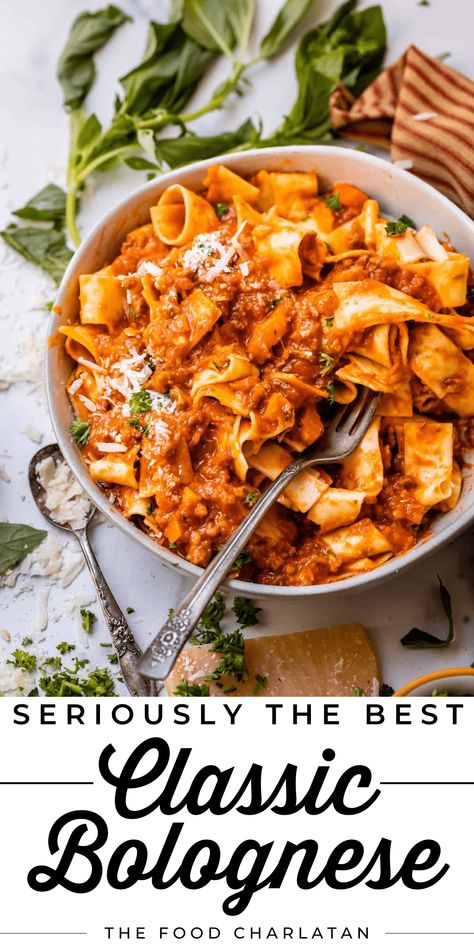 Rich Bolognese Sauce, Bolognese Sauce Giada Recipe, Bolognese Sauce With Cinnamon, Homemade Bolognese Sauce Italy, Homemade Italian Dinner, Bolognese Recipe Authentic, Beef Pasta Sauce Recipes, Vodka Sauce Recipe With Meat, Bolognese Sauce With Cream