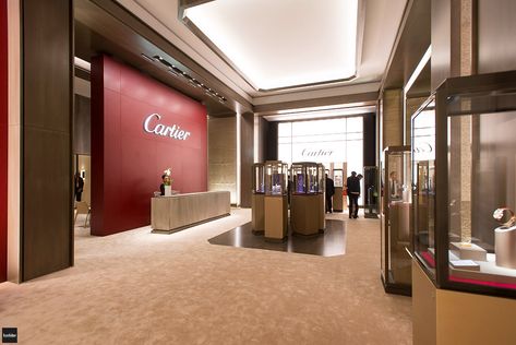 Cartier_booth_2 Cartier Interior Design, Cartier Store Interior, Cartier Background, Cartier Shop, Cartier Store, Luxury Jewelry Shop, Pink Store, Luxury Hospitality, Jewellery Shop Design