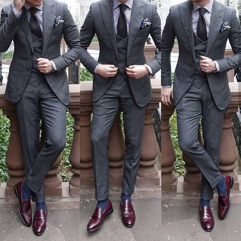 Charcoal suit. Burgundy shoes. @menslaw • 3,699 Me gusta Wedding Suits Men Grey, Suits And Ties, Gray Groomsmen Suits, Terno Slim Fit, Best Suits For Men, Men Suits Wedding, Men In Suits, Groomsmen Grey, Grey Suit Wedding