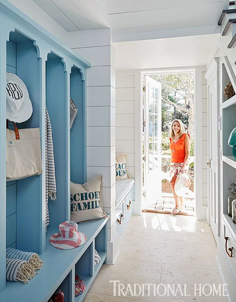 Coastal Room, Watercolor Beach, House Of Turquoise, Mudroom Ideas, Mudroom Laundry, Laundry Mudroom, Mud Rooms, Beach House Ideas, Beach Cottage Style