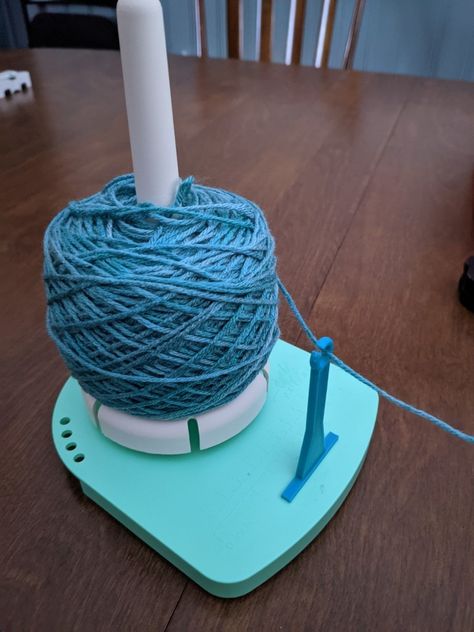 Yarn Valet yarnDispenser guide by Eeffoc - Thingiverse Yarn Dispenser, Valet Hook, Kitchenaid Mixer Accessories, Q Tip Holder, Modern Bathroom Accessories, Large Knitting, Yarn Holder, Free Yarn, Yarn Cake