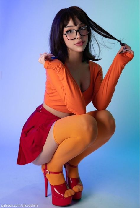 Velma Costume, Velma Cosplay, Daphne And Velma, Hot Costume, Velma Dinkley, Cosplay Cute, One Piece Cosplay, Cute Cosplay, Cosplay Dress