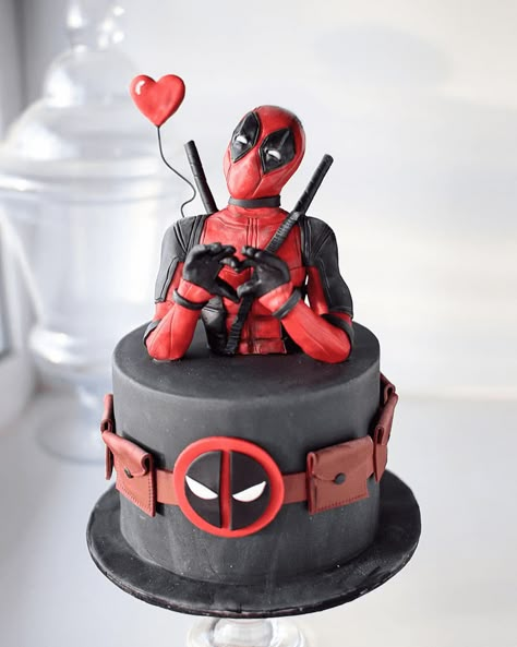 Deadpool Decorations Birthday, Deadpool And Wolverine Birthday Cake, Wolverine Cake, Pool Birthday Cakes, Marvel Birthday Cake, Deadpool Cake, Deadpool Party, Deadpool Birthday, Diva Cakes