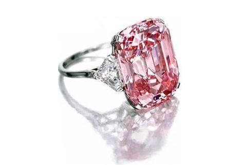 Graff Diamond Ring, Most Expensive Jewelry, Pink Diamonds Engagement, Diamond Facts, Graff Diamonds, Pink Engagement Ring, Expensive Diamond, Bangles Jewelry Designs, Expensive Jewelry