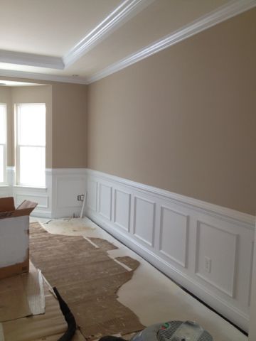 Practical Beige 6100 Sherwin Williams Beige Living Rooms, Paint Colors For Living Room, Beige Walls, Living Room Colors, Paint Colors For Home, Wainscoting, Living Room Paint, Room Paint, Design Case