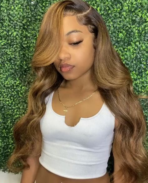 Sewin Weave Hairstyles, Blonde Wig With Brown Roots, Sewin Weave, Girls Hairstyles Braids, Human Virgin Hair, Hair Laid, Lace Hair, Middle Part, Front Lace Wigs Human Hair