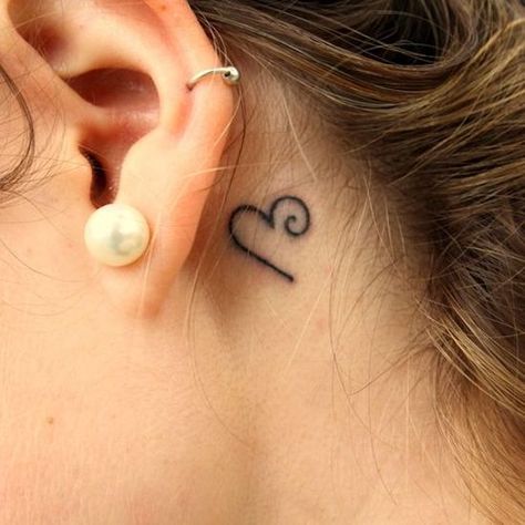 Behind The Ear Matching Tattoos, Back Of The Ear Tattoos For Women, Behind The Ear Tattoo, Tattoo Red, Petit Tattoo, Aesthetic Tattoos, Red Tattoo, Alphabet Symbols, Tattoo Aesthetic